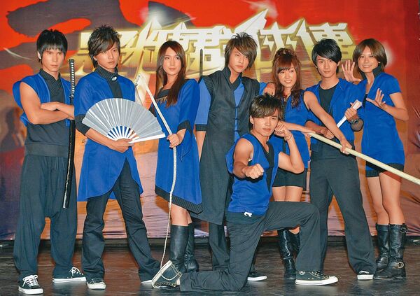 陳年姐妹怨/獨家!閨密翻臉真相曝光 丫頭爆料遭小薰陷害解約