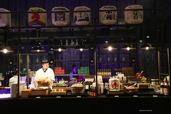 ▲▼台南桂田酒店自助式早餐「阿力海百匯餐廳」,早餐就把台南味通通吃滿。(圖/部落客台南好FOOD遊提供)