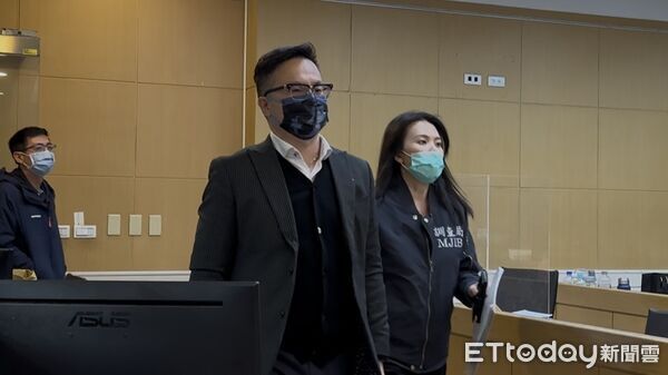 ▲▼康和證券梁姓業務副總移送北檢。(圖/記者劉昌松攝)