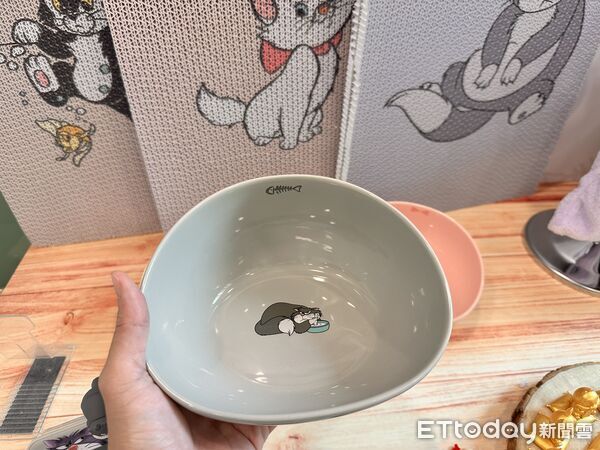 ▲▼7-11推出反派貓「魯斯佛」周邊快閃購。(圖/記者林育綾攝)