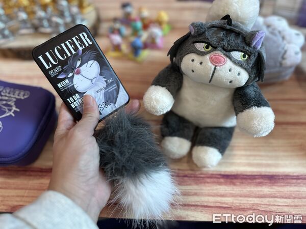 ▲▼7-11推出反派貓「魯斯佛」周邊快閃購。(圖/記者林育綾攝)