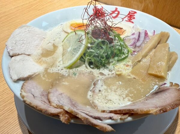 ▲京都拉麵魁力屋台北店1/16開幕。(圖/取自魁力屋拉麵台灣臉書)