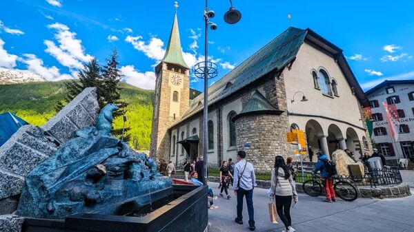 ▲▼「策馬特必逛街區」車站大街走走拍拍、策馬特博物館介紹。(圖/部落客Travel with Leo提供)