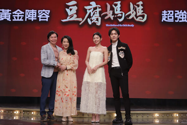 ▲《豆腐媽媽》記者會幕後曝光。(圖/民視提供)