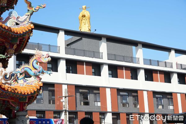 ▲香火鼎盛的三條崙海清宮,結合新建休閒大樓,持續深化信仰與地方連結。(圖/記者游瓊華翻攝)