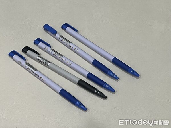 ▲▼ O.B. office-ball Gel 0.5MM自動中性筆。(圖/記者劉維榛攝)