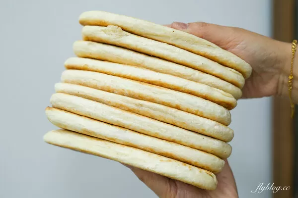▲▼素食老兵牛舌餅。(圖/部落客飛天璇的口袋授權提供)
