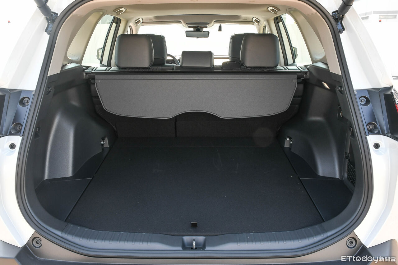 ▲TOYOTA RAV4。(圖/記者徐煜展攝)