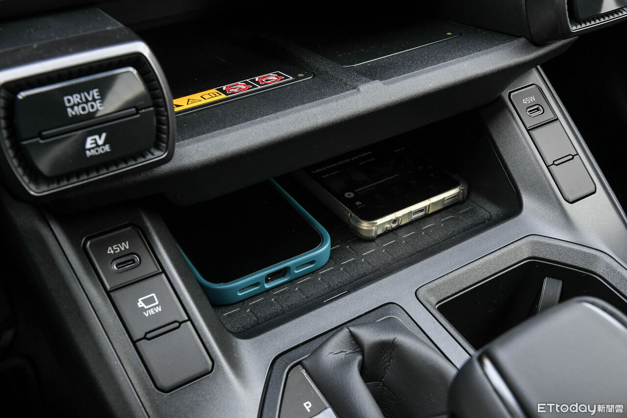 ▲TOYOTA RAV4。(圖/記者徐煜展攝)