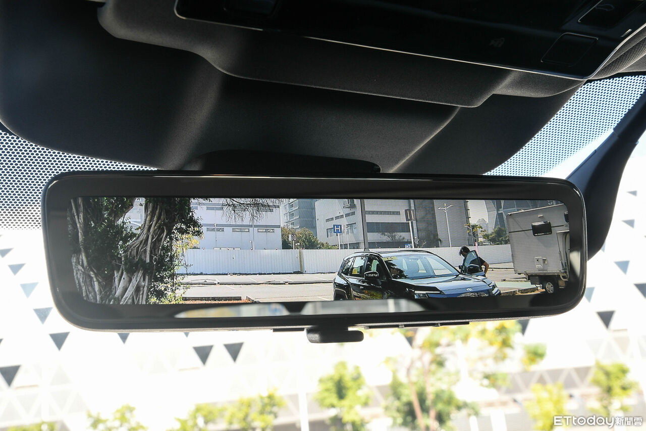 ▲TOYOTA RAV4。(圖/記者徐煜展攝)