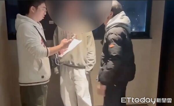 ▲▼20歲男子面交賣黃金,買家藉口「過火驗貨」從後門溜,慘賠55萬。(圖/記者邱中岳翻攝)