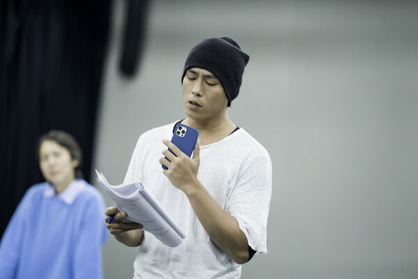 ▲張詩盈、莊凱勛搭擋演出舞台劇《婚內失戀》。(圖/艾彼新創股份有限公司提供)