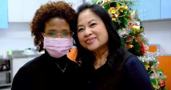 14年前的黑戶寶寶美美長大了,如今已正式身分重回台灣,希望能在完成學業後考取台灣大學。(圖/台灣關愛基金會提供)