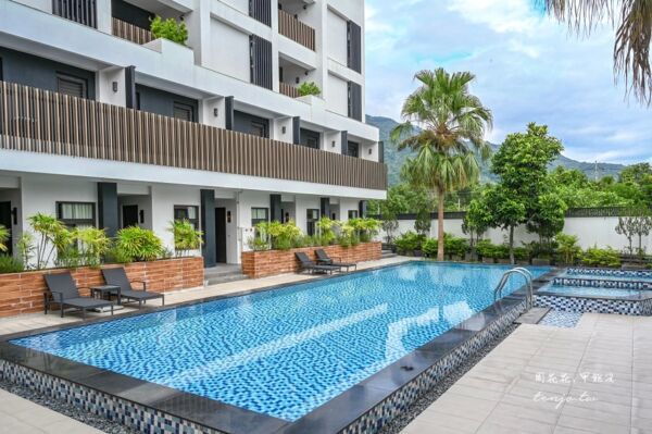 ▲▼「元湯溫泉居民宿」花蓮瑞穗溫泉住宿推薦!房內有獨立湯屋,戶外游泳池超美。(圖/部落客周花花提供)