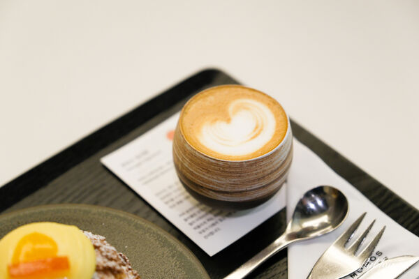 ▲▼韓國首位世界咖啡師冠軍,影島倉庫風咖啡館。(圖/部落客飛天璇提供)