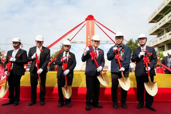 ▲義美「高屏低溫物流.農產品加工大樓」動土。(圖/翻攝自高雄市政府全球資訊網)