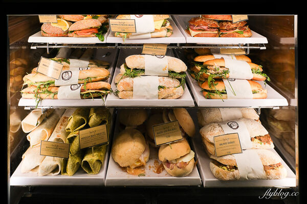 ▲▼皇后鎮必吃香草奶油甜甜圈。(圖/部落客飛天璇提供)