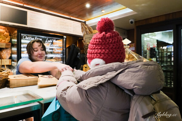 ▲▼皇后鎮必吃香草奶油甜甜圈。(圖/部落客飛天璇提供)
