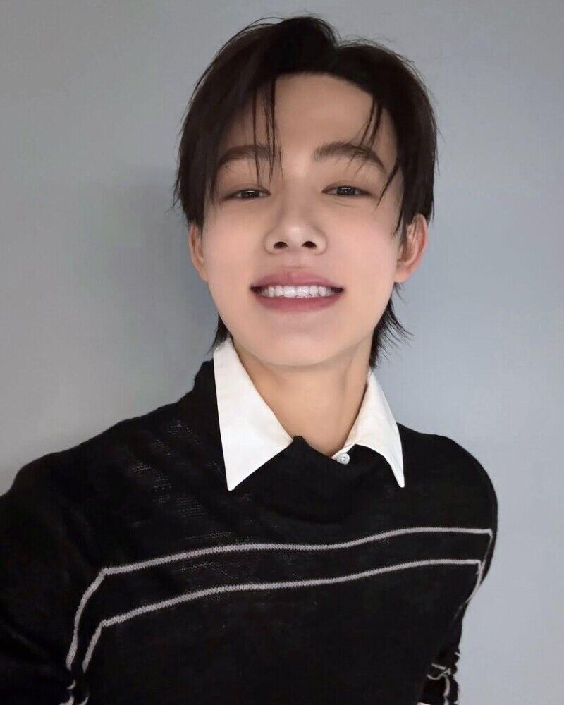 2026男生髮型推薦:「Texture Cut」CORTIS嚴成玹同款剪裁,正是韓國髮型趨勢關鍵字