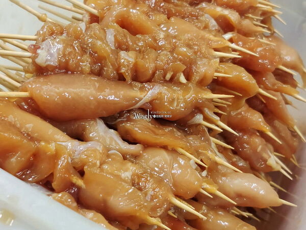 ▲▼宜大雞肉串。(圖/部落客WISELY’S 拍拍照寫寫字授權提供)
