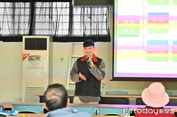 ▲▼課程內容包括栽培管理、病蟲害防治、產銷履歷制度及包裝作業流程。(圖/花蓮縣政府提供,下同)