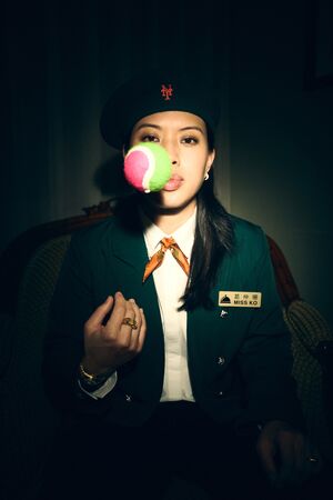 ▲▼葛仲珊推出〈b.ye 畢業〉MV。(圖/索尼音樂提供)