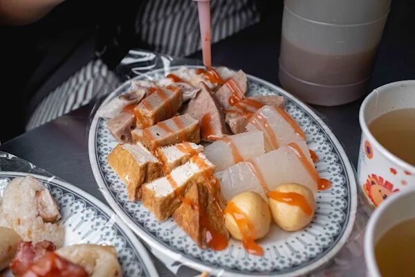 ▲▼大港街餐車黑輪攤。(圖/部落客美熊很愛吃授權提供)