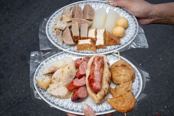 ▲▼大港街餐車黑輪攤。(圖/部落客美熊很愛吃授權提供)