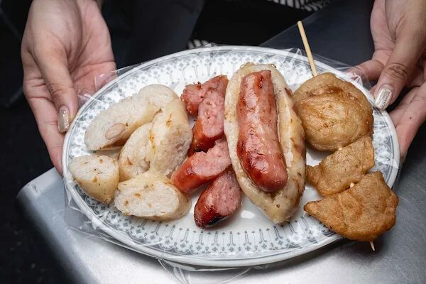 ▲▼大港街餐車黑輪攤。(圖/部落客美熊很愛吃授權提供)