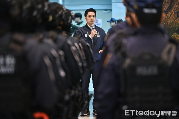 ▲▼蔣萬安視察台北車站特定區高強度無差別攻擊危安演練。(圖/記者李毓康攝)