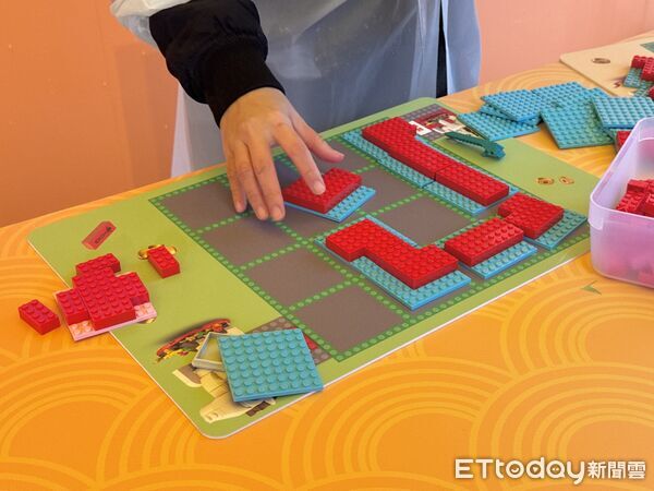 ▲台北統一時代百貨「樂高馬上添樂玩轉新春」明起開放免費玩,樂高新春活動。(圖/記者彭懷玉攝)