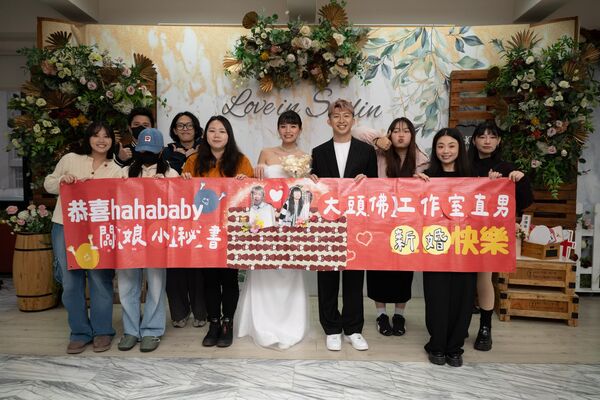 ▲▼耶嫩閃婚二伯員工!網逼問蔡阿嘎:28萬紅包呢。(圖/翻攝自Threads/yenom0612)