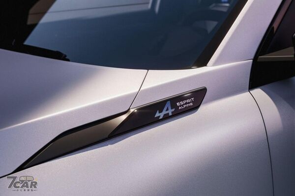 Renault Filante 正式亮相:品牌全新國際旗艦跨界跑旅,融合法式設計與尖端科技