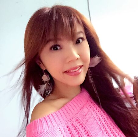 ▲▼劉樂妍「賣肉還債片」瘋傳!遭指破產沒暖氣怒PO豪宅。(圖/翻攝自微博)