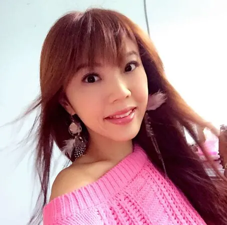 ▲▼劉樂妍「賣肉還債片」瘋傳!遭指破產沒暖氣怒PO豪宅。(圖/翻攝自微博)