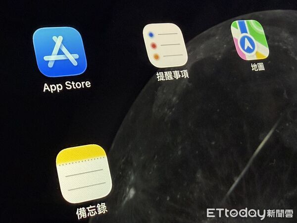 ▲▼蘋果 App Store。(圖/記者吳立言攝)