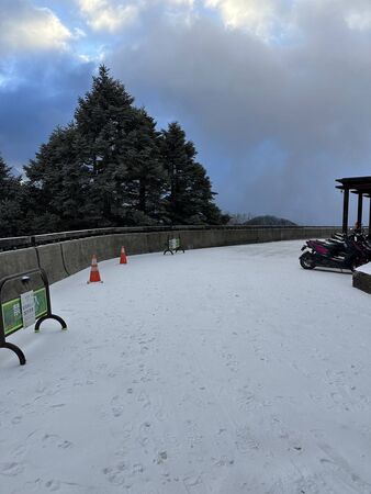 ▲▼ 合歡山下冰霰 。(圖/林業署南投分署提供提供)