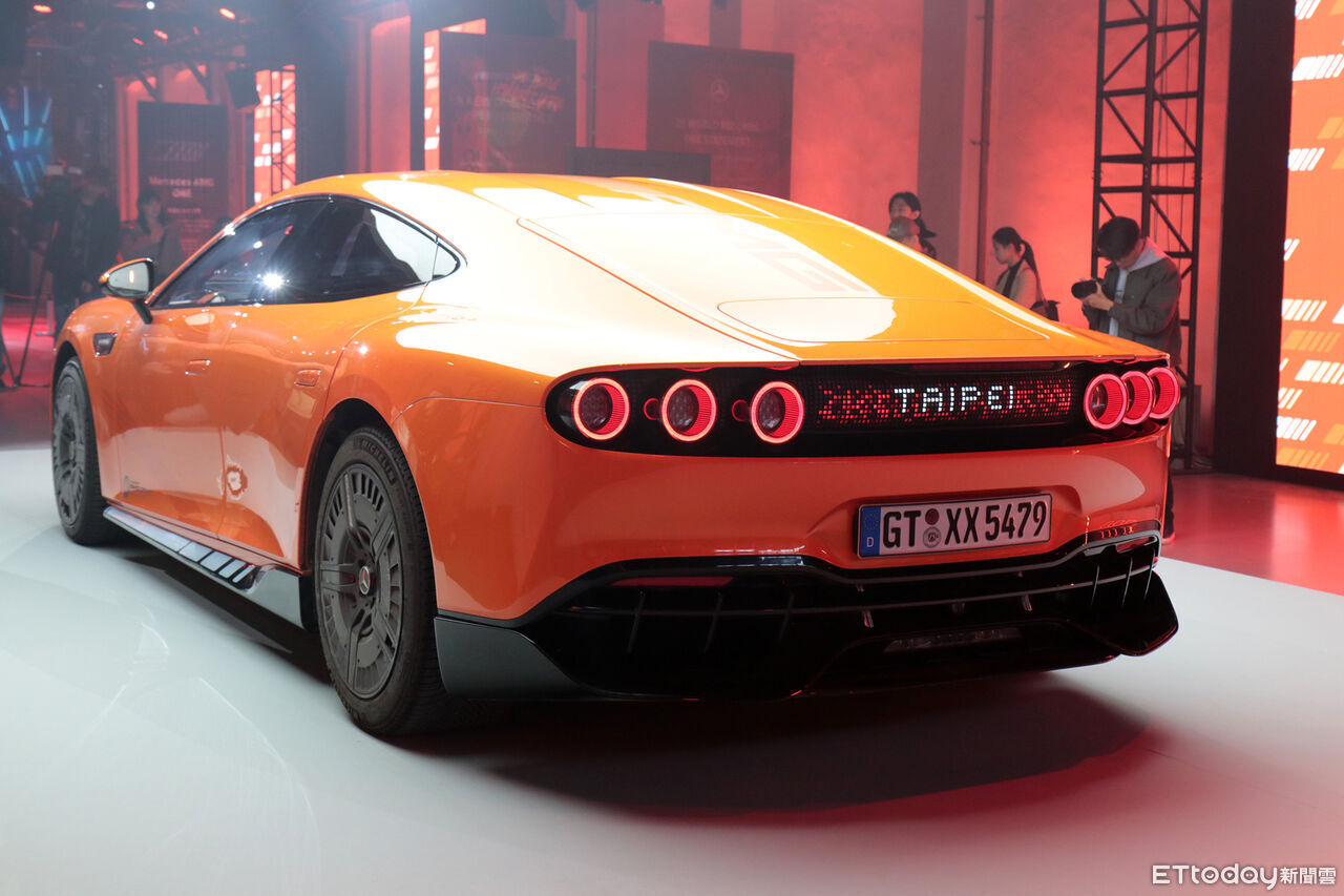 ▲賓士「最強電動車+最接近F1市售車」同場演出!年度新車計畫曝光。(圖/記者張慶輝攝)