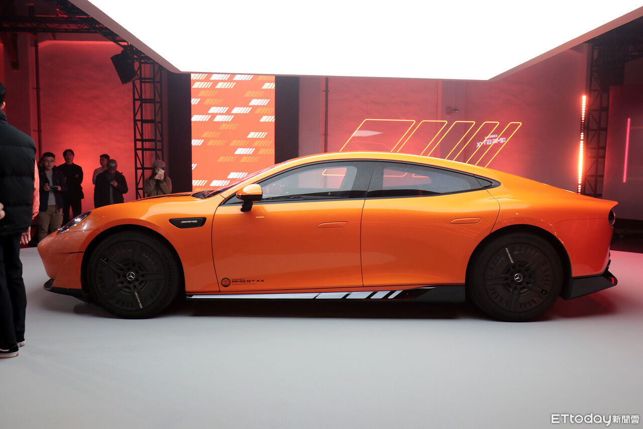 ▲賓士「最強電動車+最接近F1市售車」同場演出!年度新車計畫曝光。(圖/記者張慶輝攝)