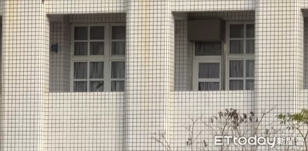 ▲台南某高中期末考後,上百名學生因考試違規遭記警告,名單多達4頁,琳瑯滿目的違規項目在網路引發熱議。(記者林東良翻攝,下同)