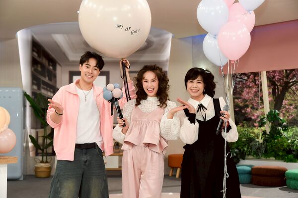 ▲張齡予(中)宣布懷女娃,已四個月大。(圖/三立提供)