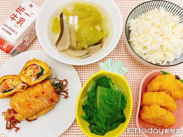 ▲台南市各校午餐團隊發揮巧思,設計多樣化素食料理,讓學生不吃肉也能營養均衡。(記者林東良翻攝,下同)