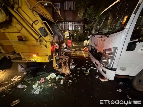 ▲桃園龜山回收車追撞垃圾車釀7傷,78歲婦人搶救不治。(圖/記者沈繼昌翻攝)