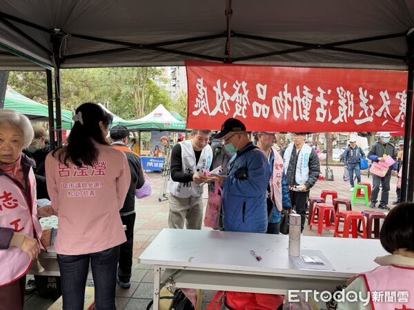 ▲▼松山區寒冬送暖活動。(圖/記者陳家祥攝)