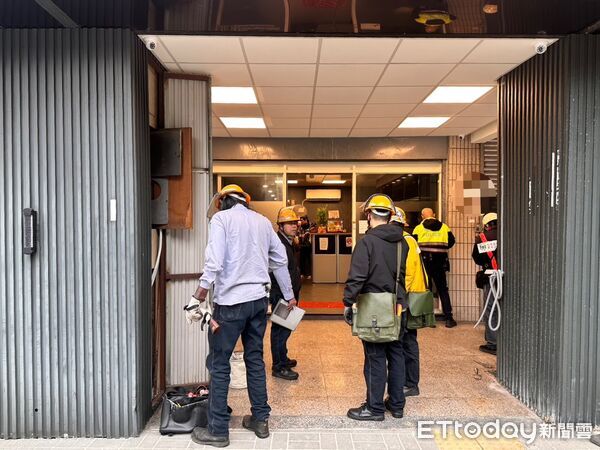 ▲板橋某養生館提供半套服務遭查獲,仍持續營業被斷水斷電處置。(圖/記者陸運陞翻攝)