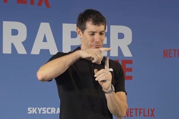 ▲艾力克斯霍諾德(Alex Honnold)會後記者會。(圖/ETtoday)