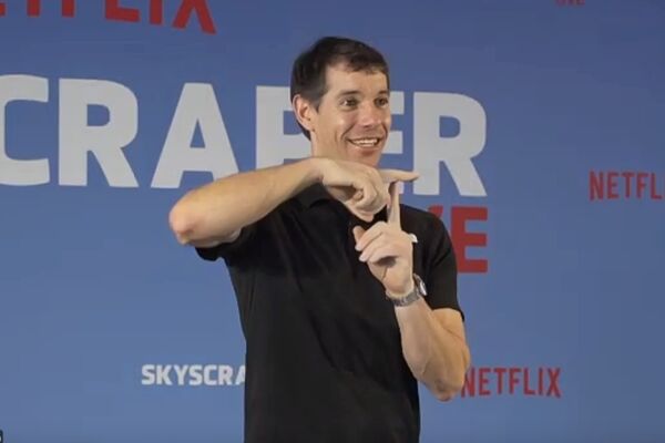 ▲艾力克斯霍諾德(Alex Honnold)會後記者會。(圖/ETtoday)