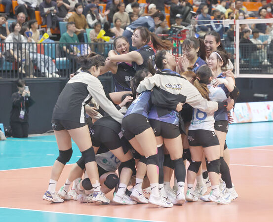 ▲台北鯨華例行賽第一。(圖/企業排球提供)