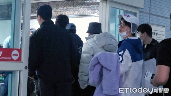 ▲▼SJ清晨離台。(圖/記者吳睿慈攝)