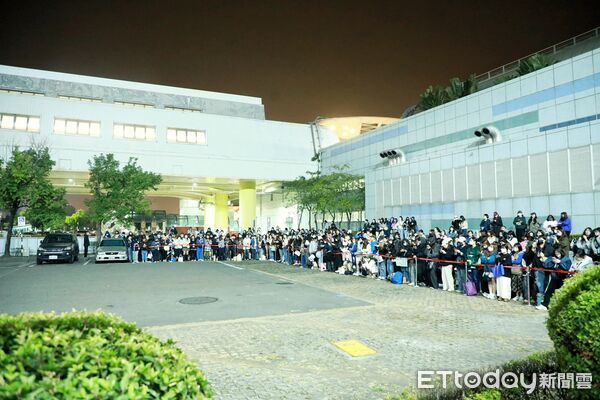 ▲▼SJ清晨離台。(圖/記者吳睿慈攝)